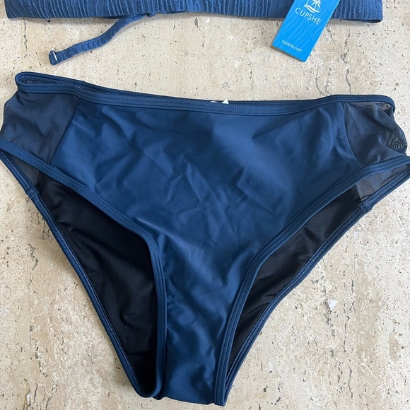 CUPSHE Bikini Set Crisscross Back Tie Blue Zebra Textured Size Medium - Picture 3 of 7